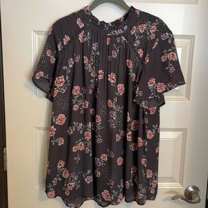 Torrid Floral High Neck Dressy Shirt Top Size 1